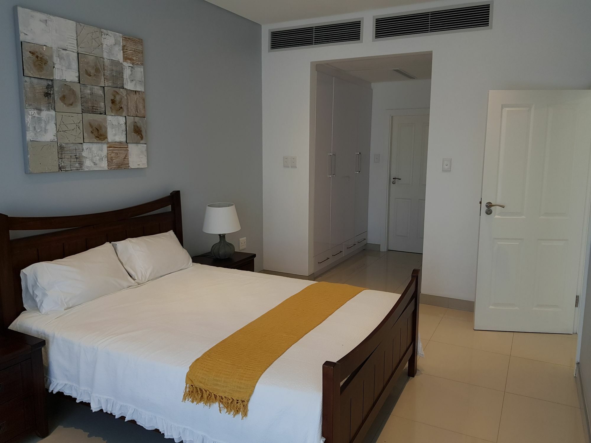 Apartments At Itowers, Cbd, Gaborone Ngoại thất bức ảnh